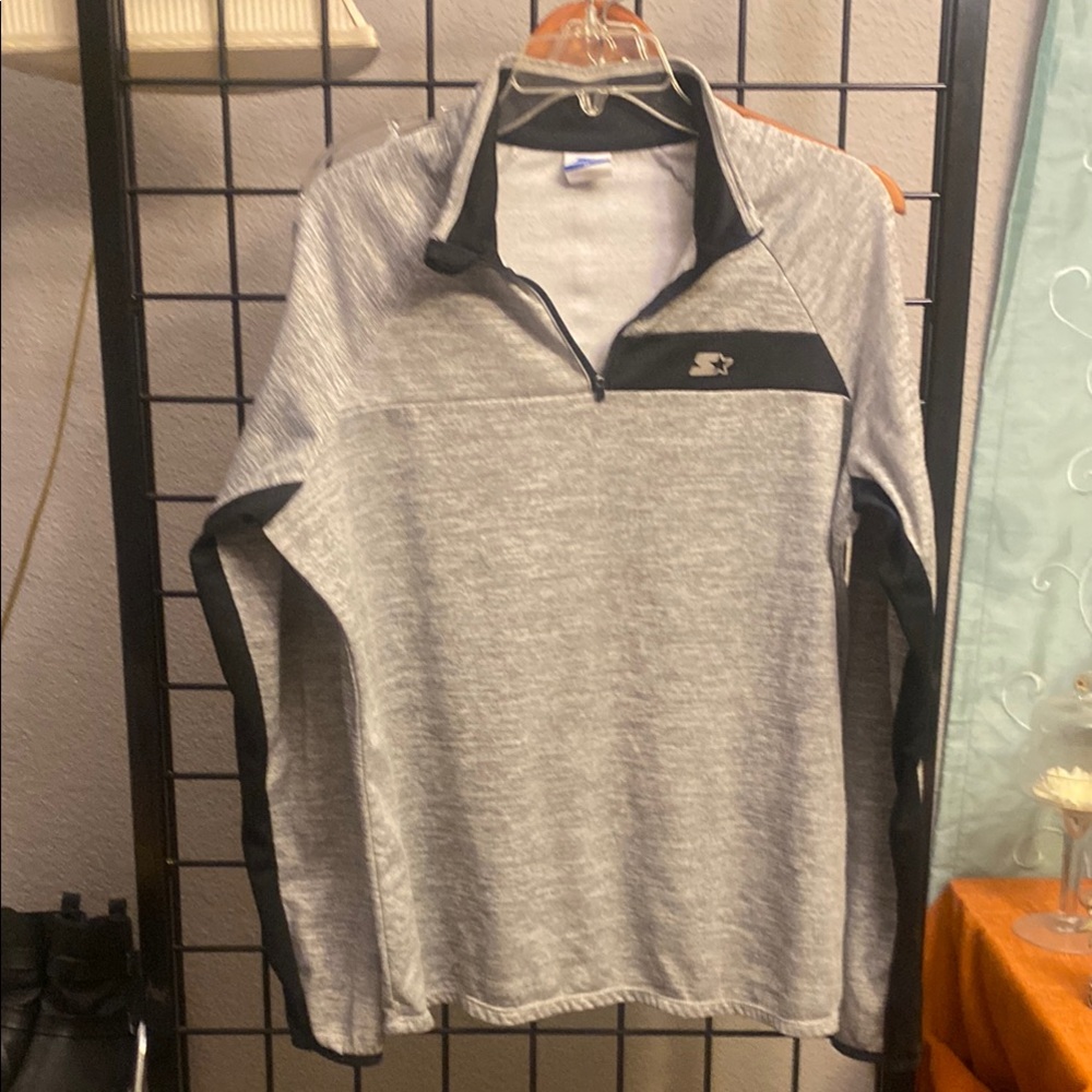 Boys Starter Shirt Gray and Black Quarter-Zip Pullover